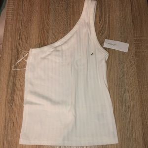 One shoulder crop top